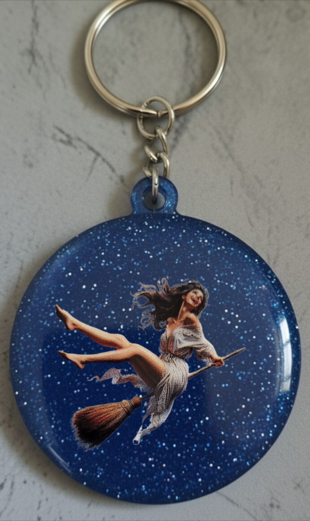 🔮 Porte-clés Sorcière – Accessoire magique et personnalisable