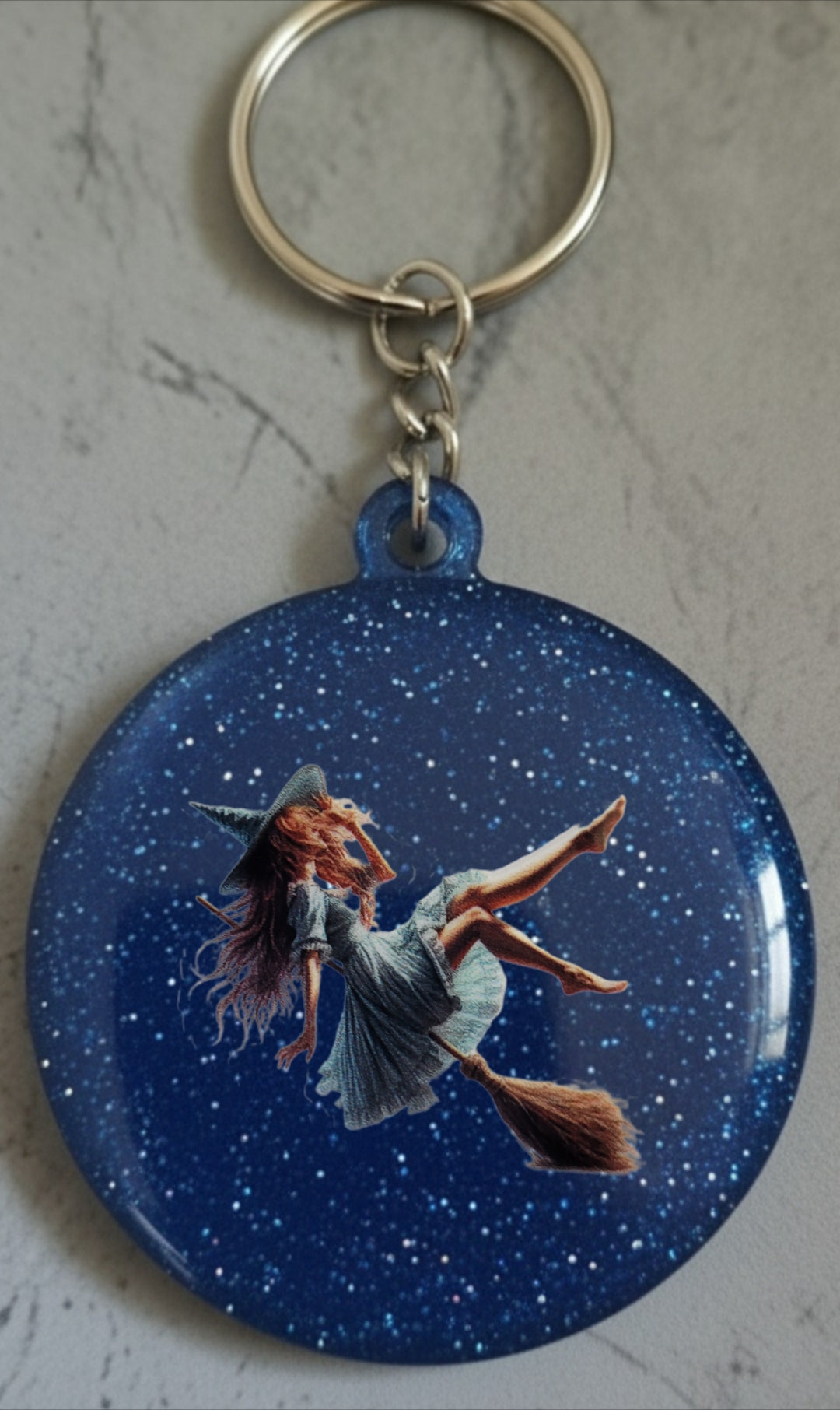 🔮 Porte-clés Sorcière – Accessoire magique et personnalisable
