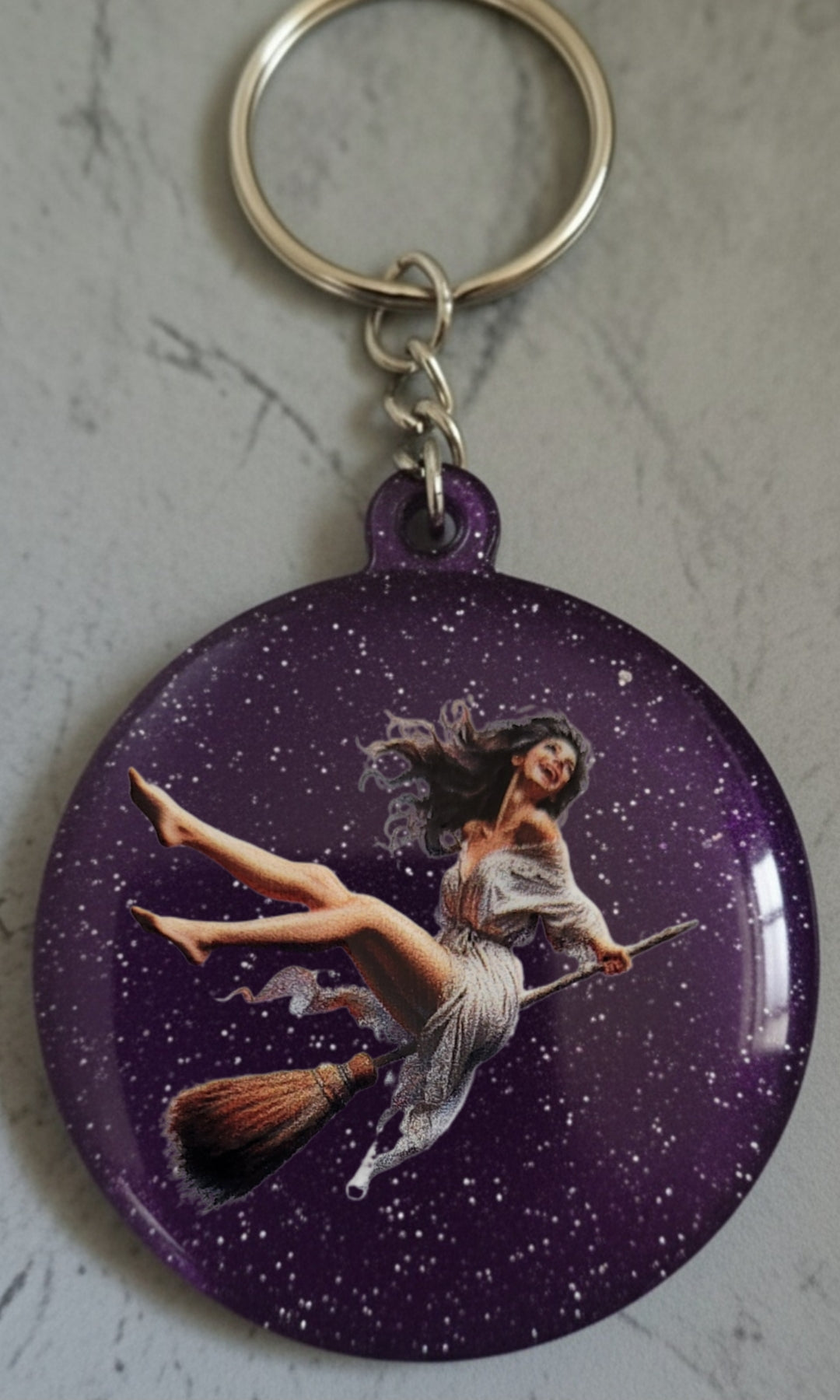 🔮 Porte-clés Sorcière – Accessoire magique et personnalisable
