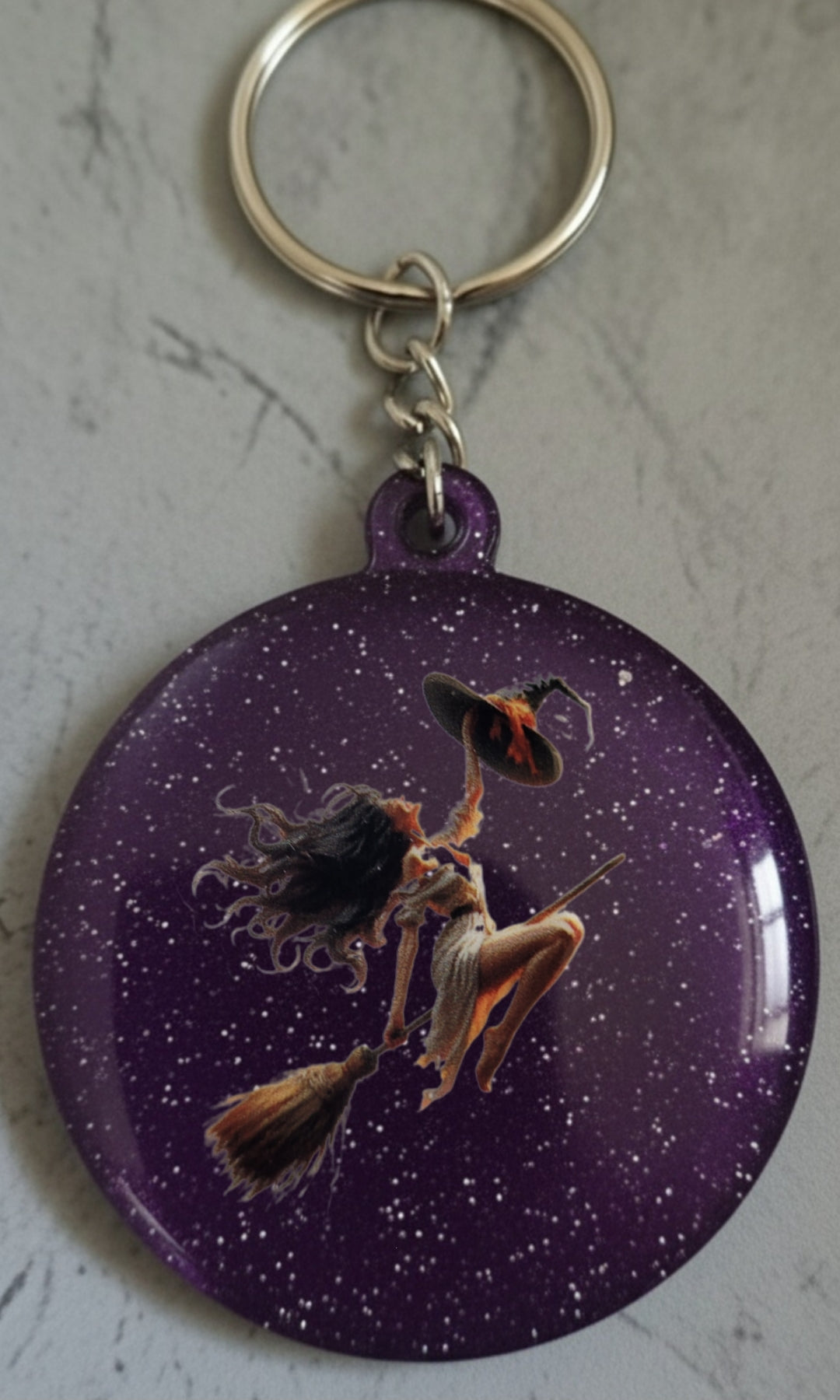 🔮 Porte-clés Sorcière – Accessoire magique et personnalisable