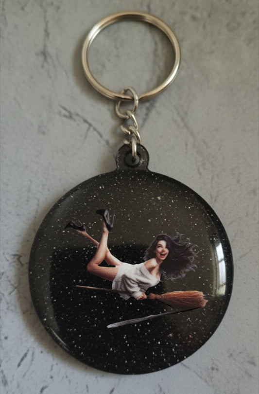 🔮 Porte-clés Sorcière – Accessoire magique et personnalisable
