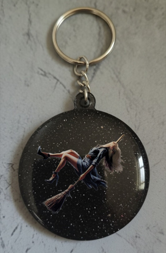 🔮 Porte-clés Sorcière – Accessoire magique et personnalisable
